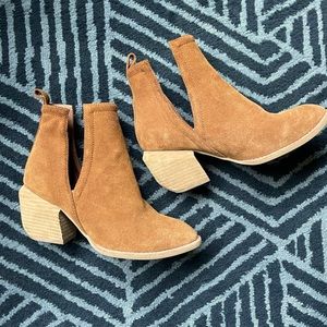 Jeffrey Campbell Ankle Boots (size 6)